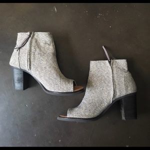 Toms Majorca Stacked Heel Peep Toe Booties